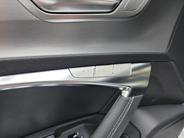 Audi A7 Sportback 40 TDI quattro S Line Optik Schwarz - Slika 15